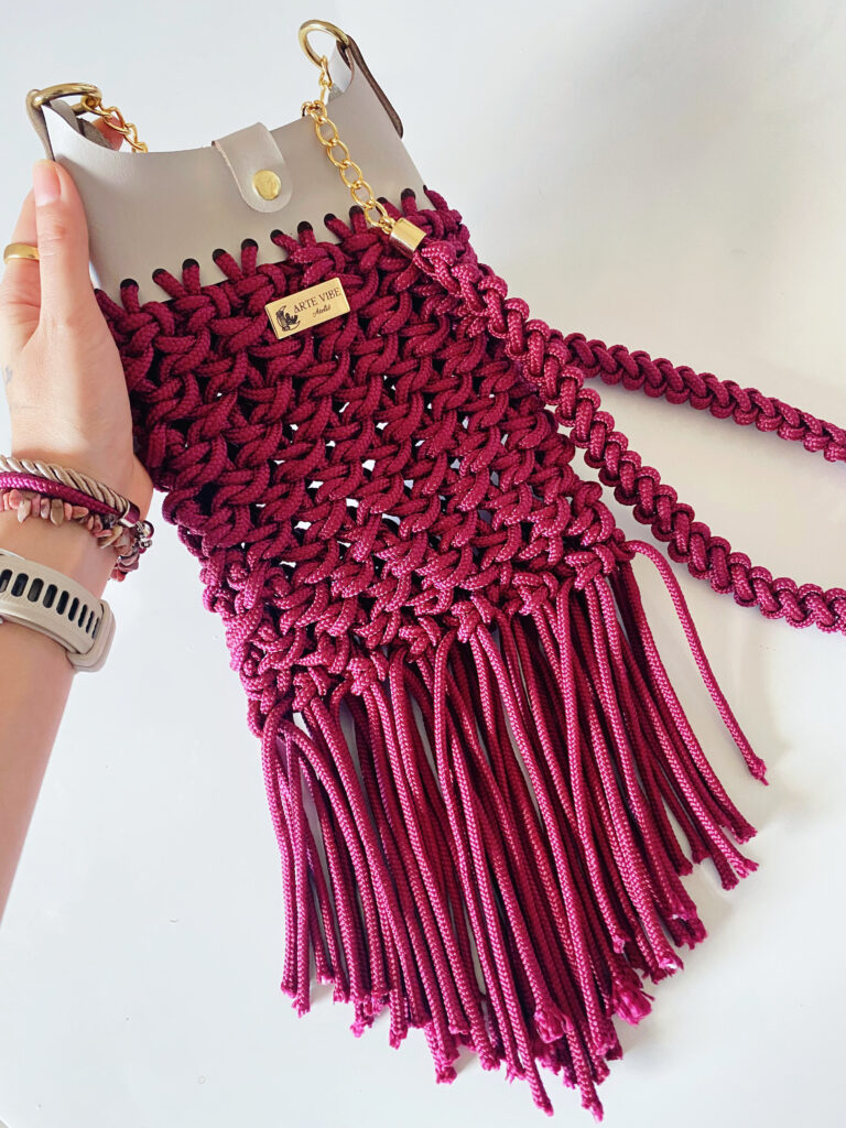 0F249097-E5BB-4236-B590-45F37BE7318D 1